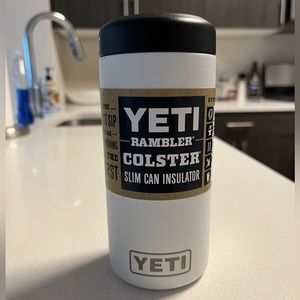 Yeti Rambler Colster
